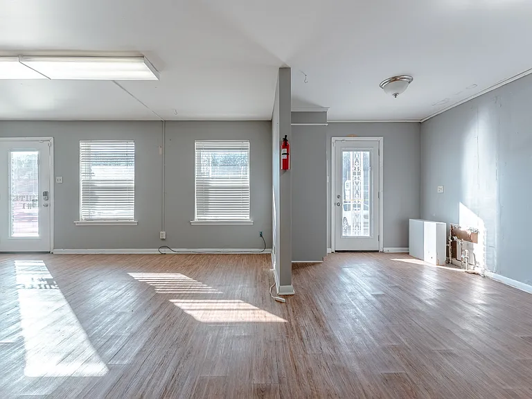 5100 John F Kennedy Blvd — Photo 14