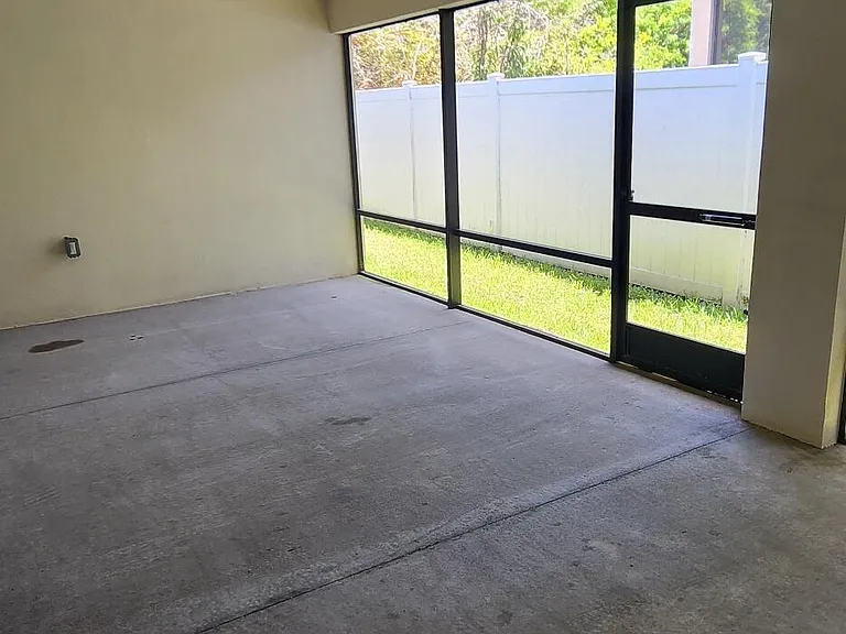 1247 Donegal Dr — Photo 24