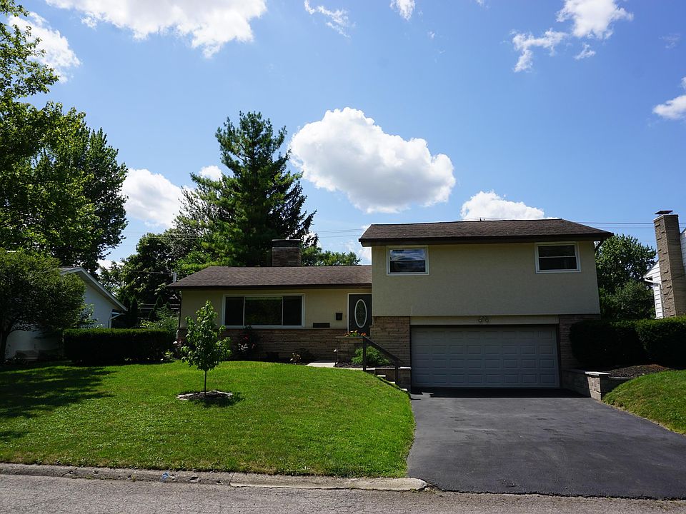 1st image of 697 Latham Ct