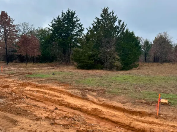 1 Rock Creek Rd W, Whitesboro, TX 76273