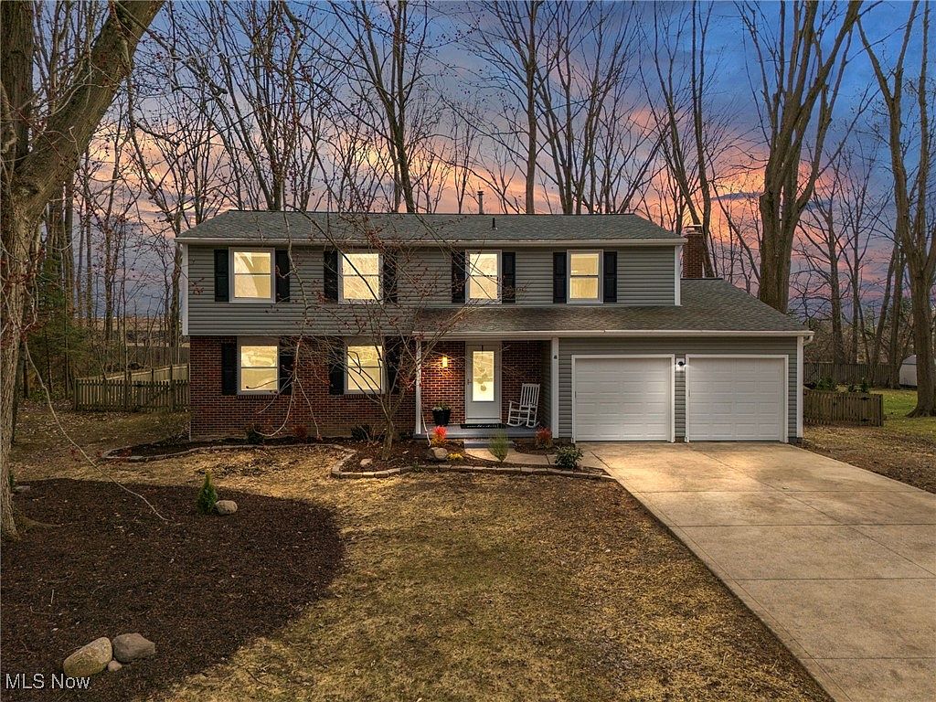 【定価以下】house on the hill Brown Horse S 1564 Carriage Hill Dr, Hudson, OH 44236 | Zillow