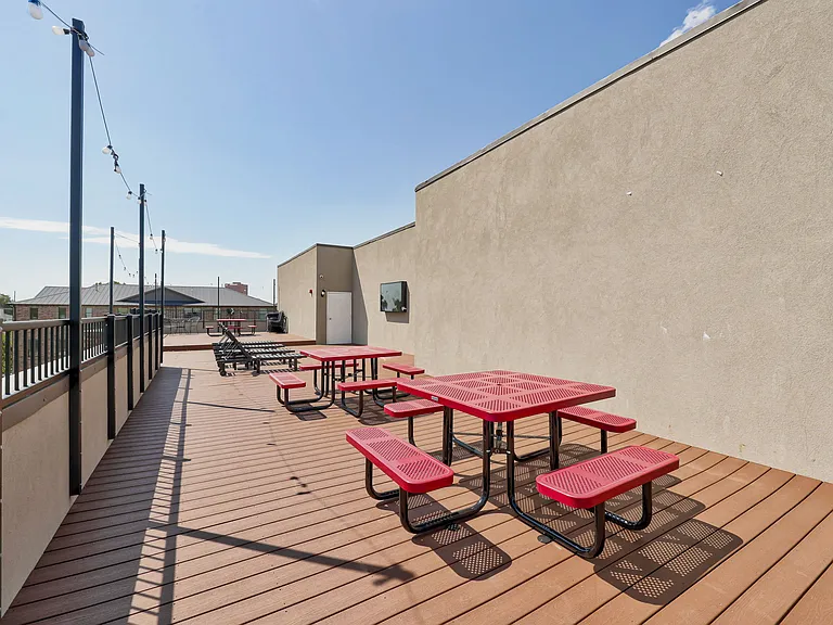 207 W Apache St — Photo 24