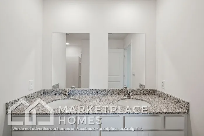 4033 Billie Ln NE — Photo 26