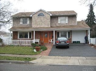2778 Patricia Ln, Bellmore, NY 11710