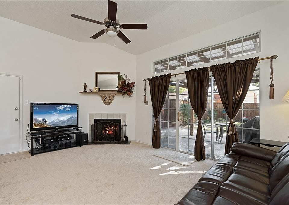 1st image of 9813 Concord Dr