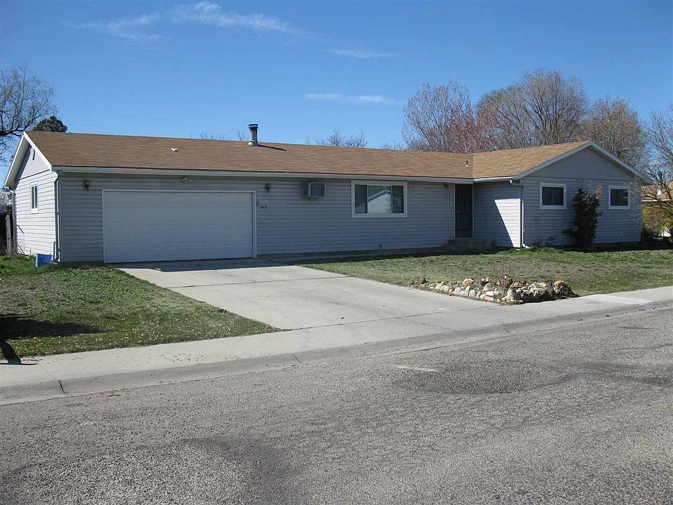 1st image of 615 Hazel Ave