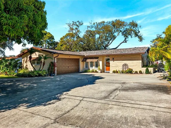 13961 86th Ave, Seminole, FL 33776