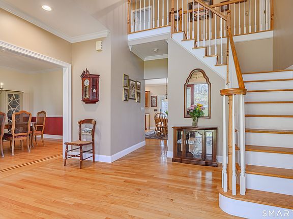 2nd image of 17 Weldon Woods Road