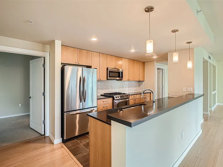 76 Cedar St #502 — Photo 8