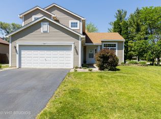 301 Clear Sky Trl, Lake In The Hills, IL 60156