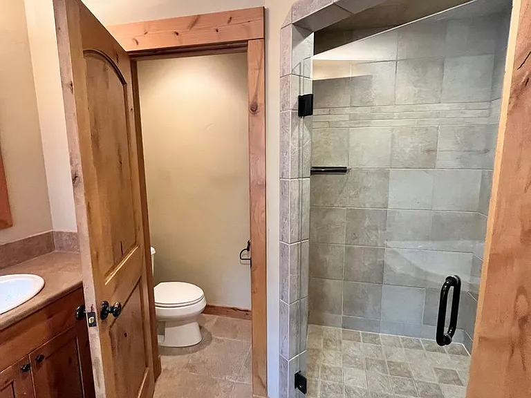 56 Beesley Ln — Photo 28