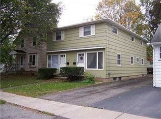 424 W Filbert St, East Rochester, NY 14445