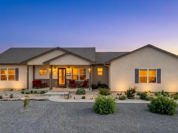 698 W McCulloch Blvd, Pueblo West, CO 81007