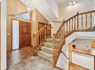 859 90th Ave NW, Coon Rapids, MN 55433