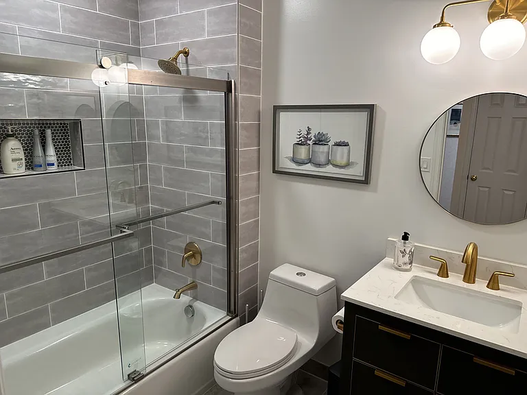 5112 Donovan Dr #303 — Photo 8