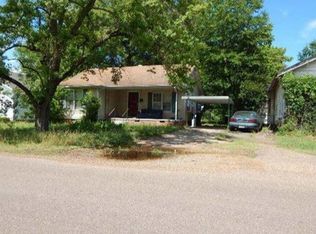202 Virginia St, Greenwood, MS 38930