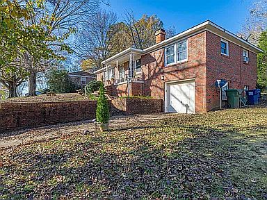 2nd image of 2106 Phillips Rd NW