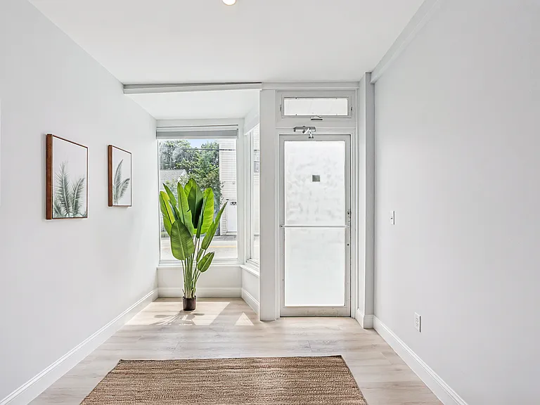 20 Washington Ave #101 — Photo 13