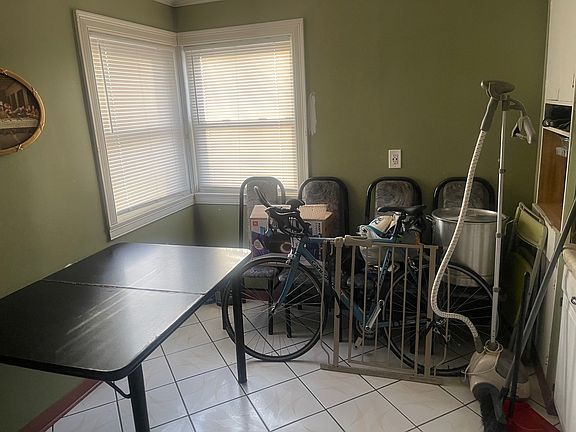 4th image of 4719 S Kilpatrick Ave