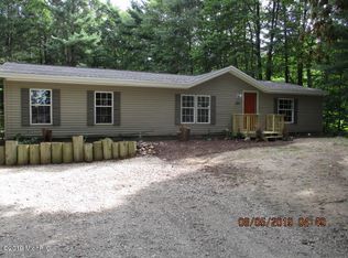 439 E Tyler Rd, Muskegon, MI 49445