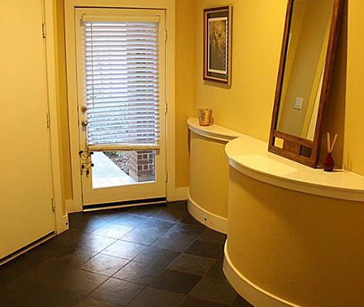 4th image of 2507 Brinkman St