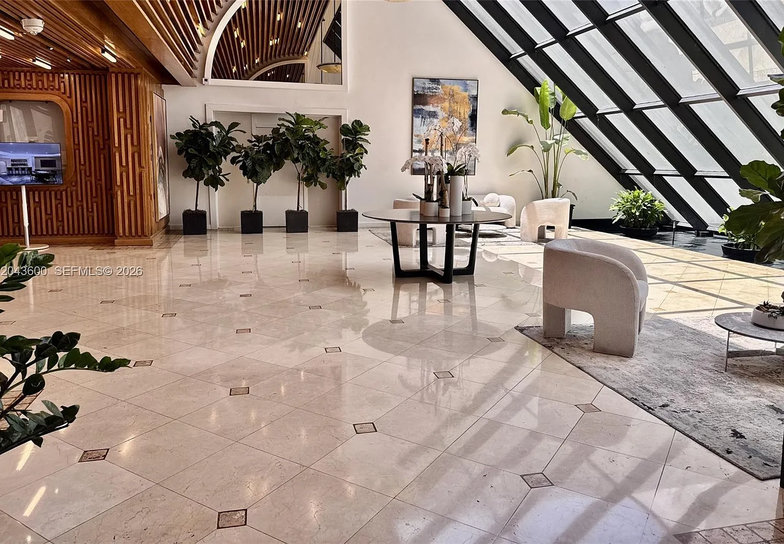 Turnberry Isle Condo — Photo 4