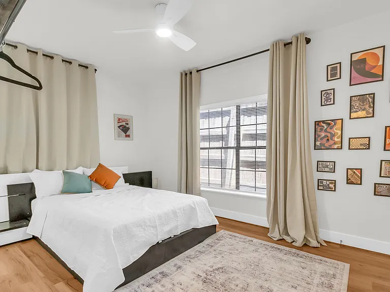 4121 Junius St #4123 — Photo 11