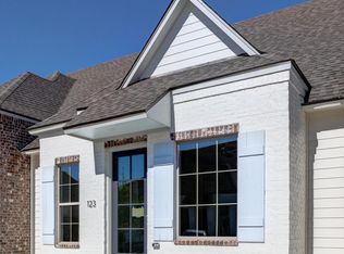 123 Rue Argenteuil Rd, Lafayette, LA 70506