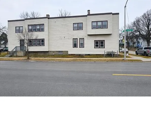 2878 N 22nd St Rear 4, Milwaukee, WI 53206