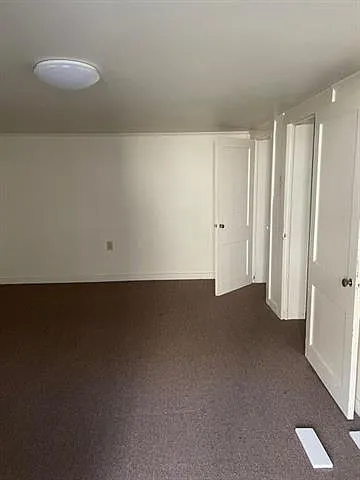 7305 Spruce St — Photo 5