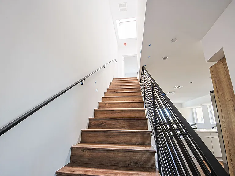 6421 Troost Ave — Photo 14