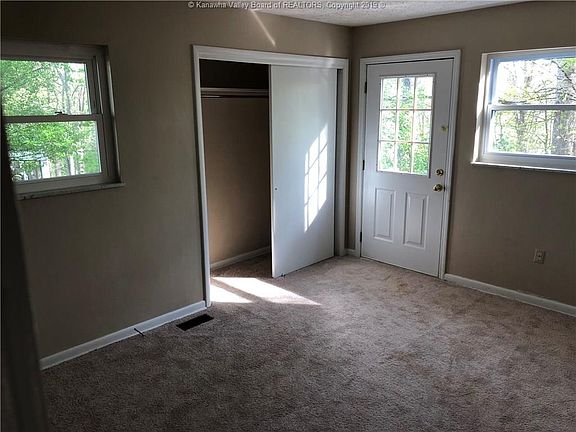 5th image of 5241 Sun Valley Dr