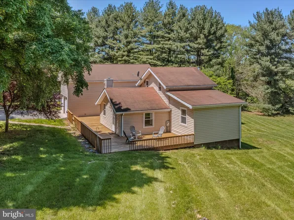 269 Harperella Ln, Berkeley Springs, WV 25411