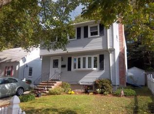 108 Glenellen Rd, West Roxbury, MA 02132
