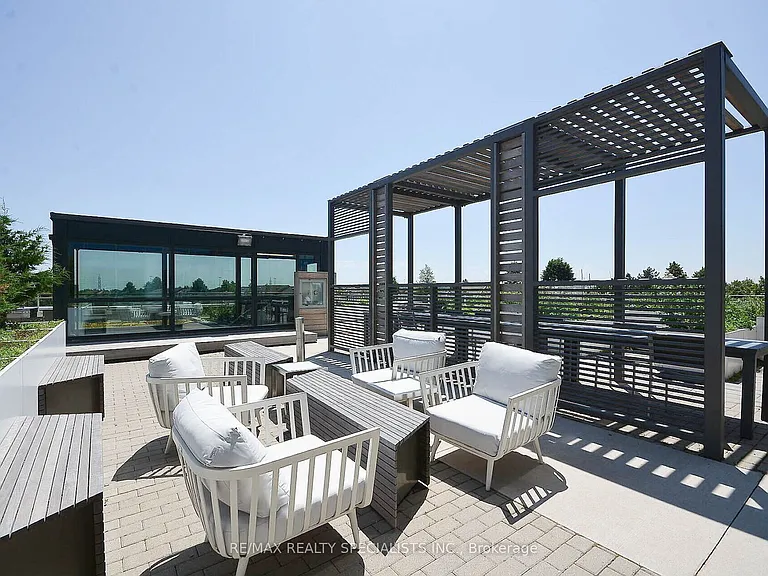 2560 Eglinton Ave W #610 — Photo 39