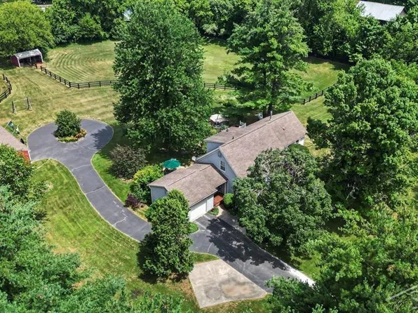 5975 Hollow Corners Rd, Dryden, MI 48428