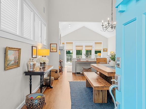 5th image of 3088 Kensington Ct