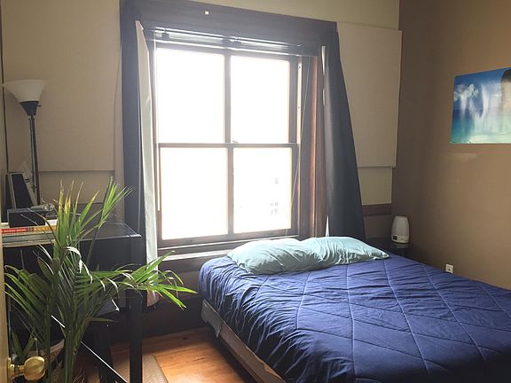 3rd image of 129 N 10th St #405