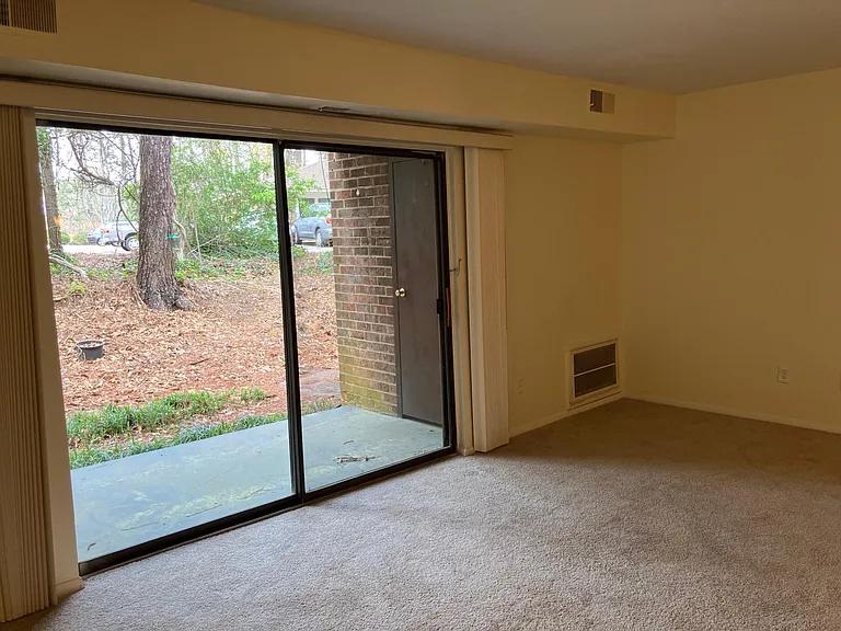 1000 Sandlin Pl #C — Photo 18