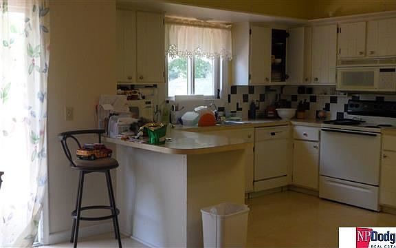 3rd image of 7610 Josephine St