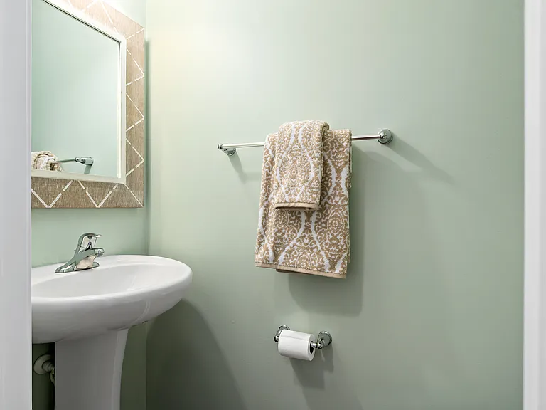 124 Cobblestone Dr — Photo 12