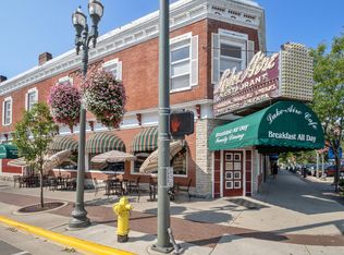 156 Broad St, Lake Geneva, WI 53147