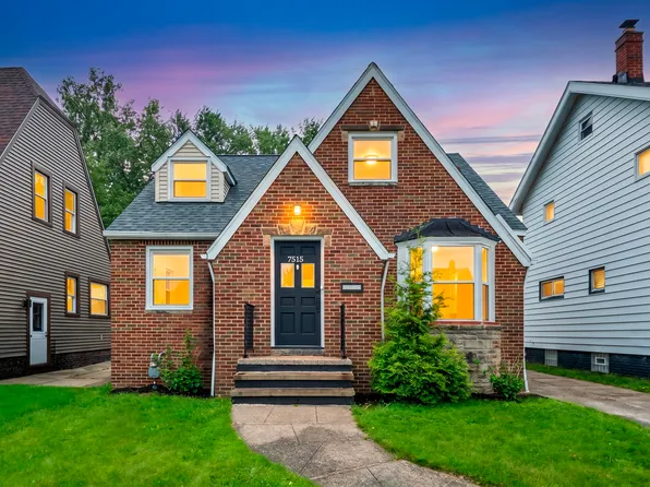 7515 Ridgefield Rd, Parma, OH 44129