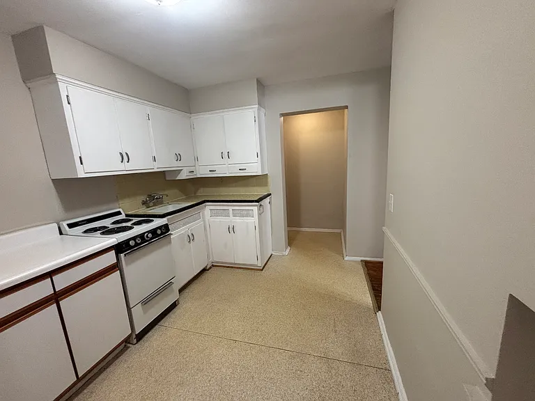 2265 Sherwood Ave #1 — Photo 5