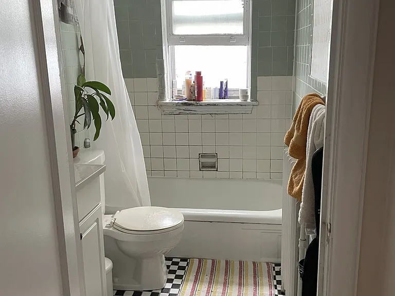 600 Laurier Ave W #28 — Photo 8