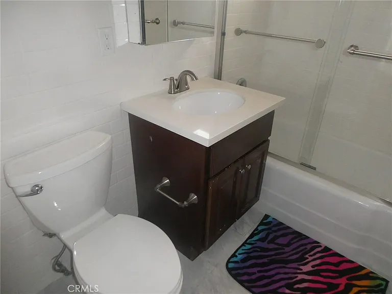 8208 Kentland Ave — Photo 16