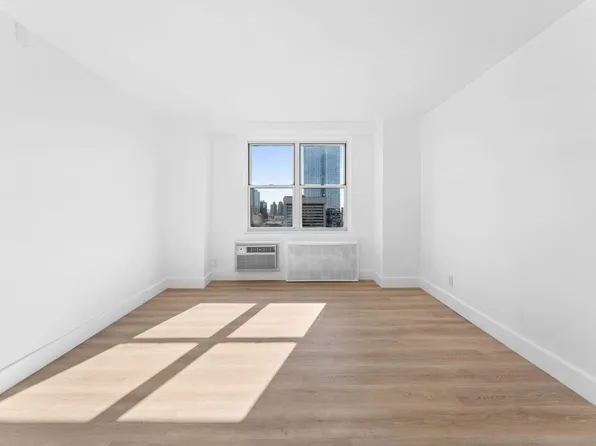 10 Huron Avenue image 17 of 33