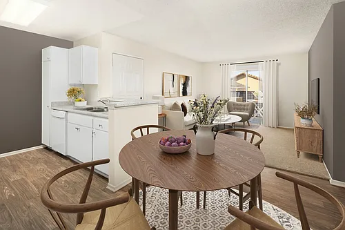 Somerset Apartments Photo 1 Somerset Apartments Photo 1