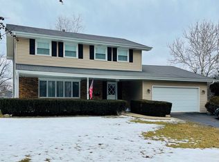 1214 Prairie St, St Charles, IL 60174