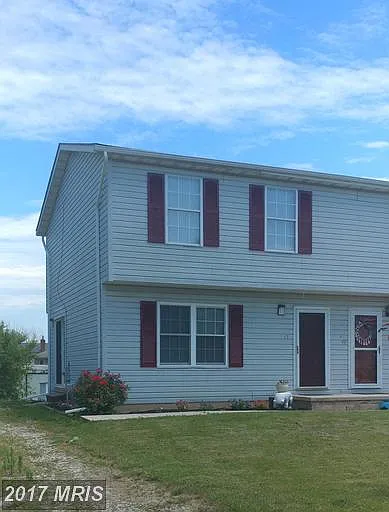 13 Courier Dr photo 1